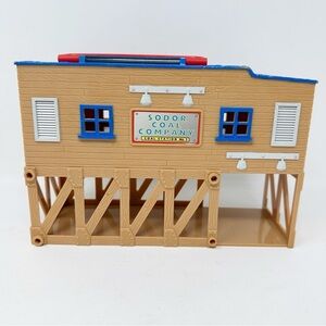 Thomas & Friends Take & Play Sodor Coal Company Station 2004